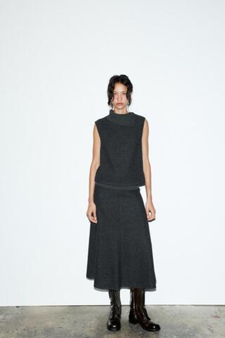 ZARA МЯГКИЙ ТОП С ОТКРЫТЫМ ВЫРЕЗОМ, ТЕМНО-СЕРЫЙ