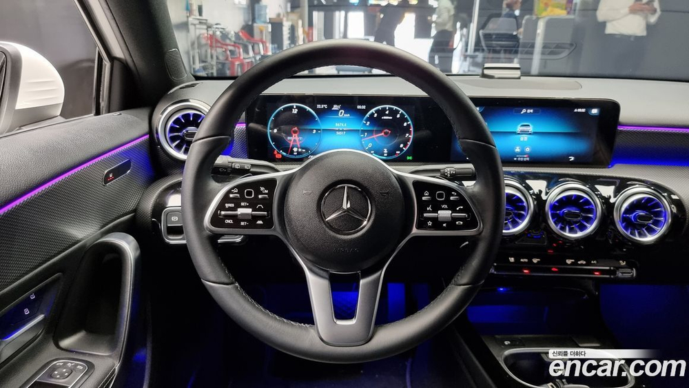 Mercedes-Benz A-Class W177 A220 Hatchback (06.2022)