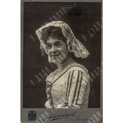 Серия студийных фотопортретов. Австро-Венгерская Империя. 1906