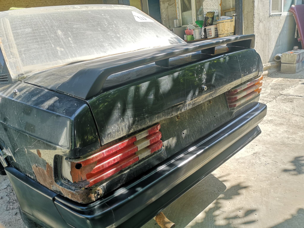 Mercedes-Benz 190 (W201) Cosworth Спойлер