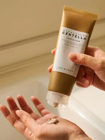 Skin 1004 Успокаивающая пенка с экстрактом центеллы Madagascar Centella Ampoule Foam 20 мл