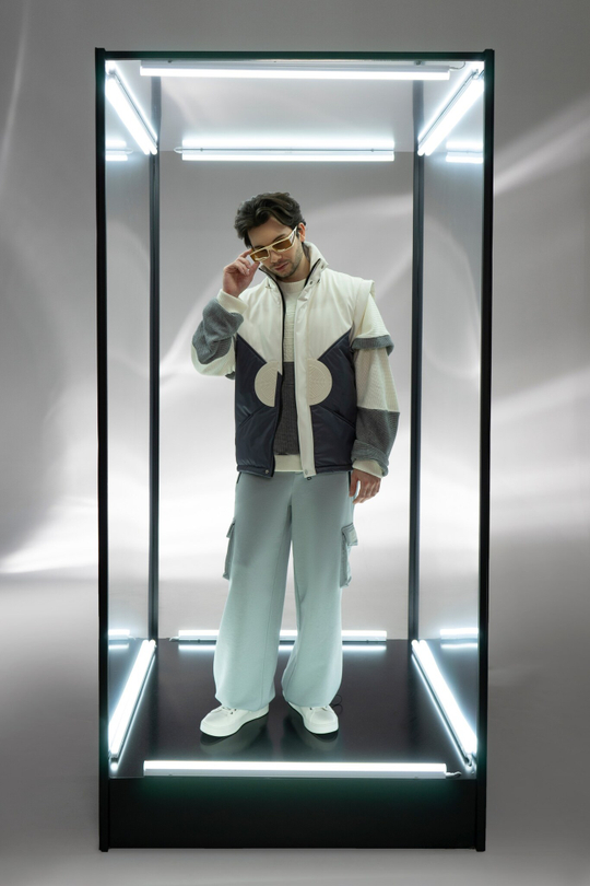 Куртка-Жилет трансформер, цвет серо-белый