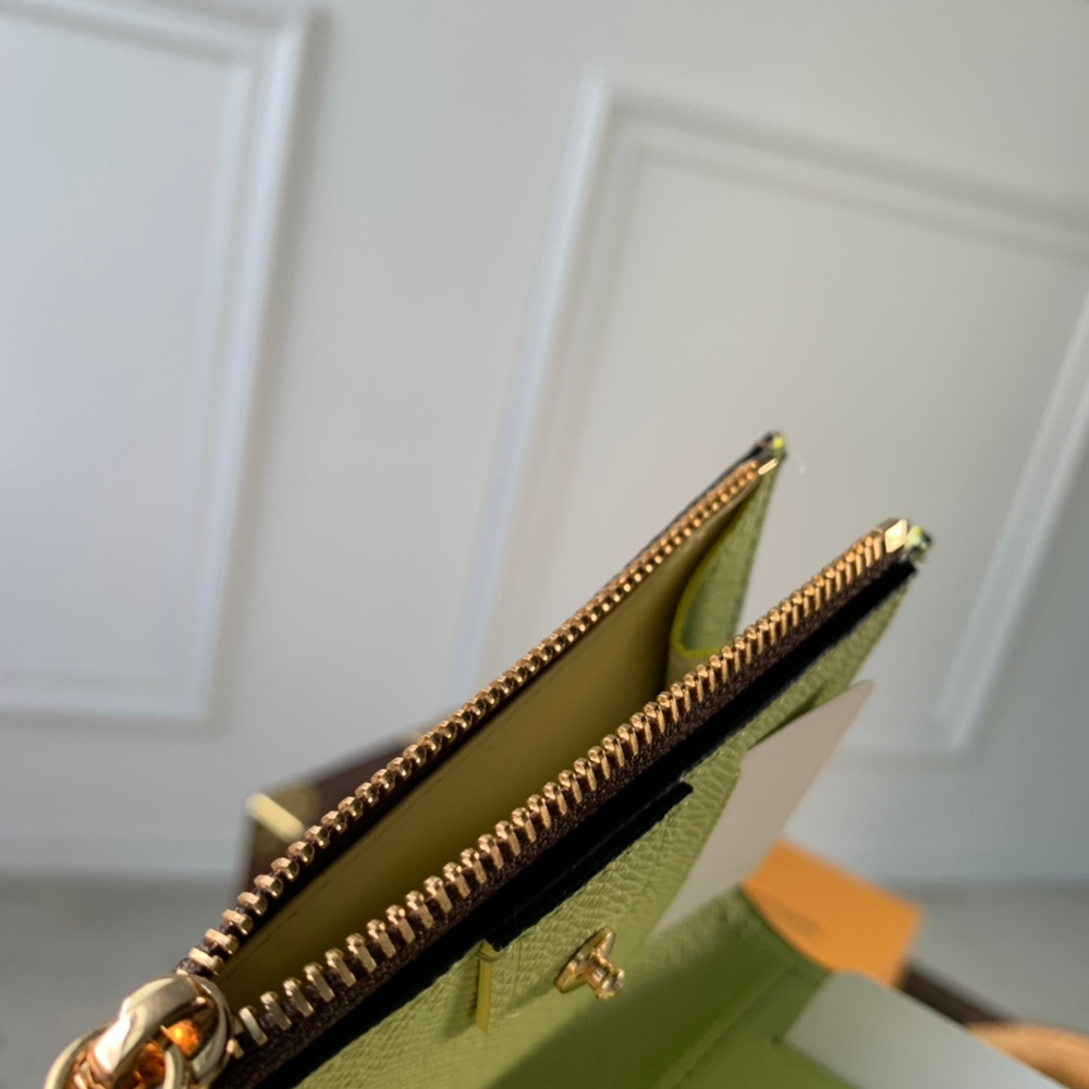 Louis Vuitton Lisa Wallet