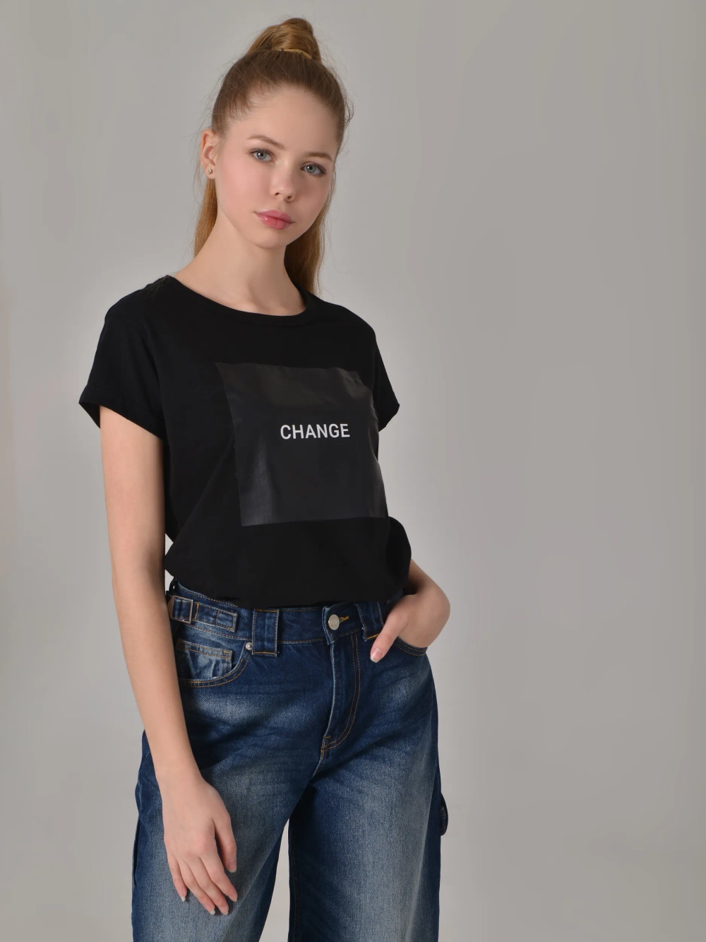 Футболка женская CHANGE