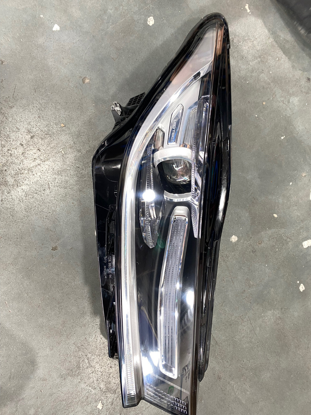 Оригинальная LED фара (левая/правая) для Exeed TX/LX/VX