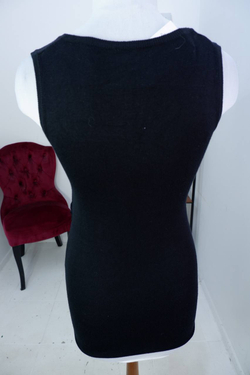 Жилет трикотажный, визуально на 42 размер