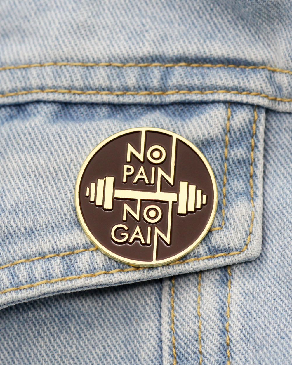 Металлический значок "No Pain"