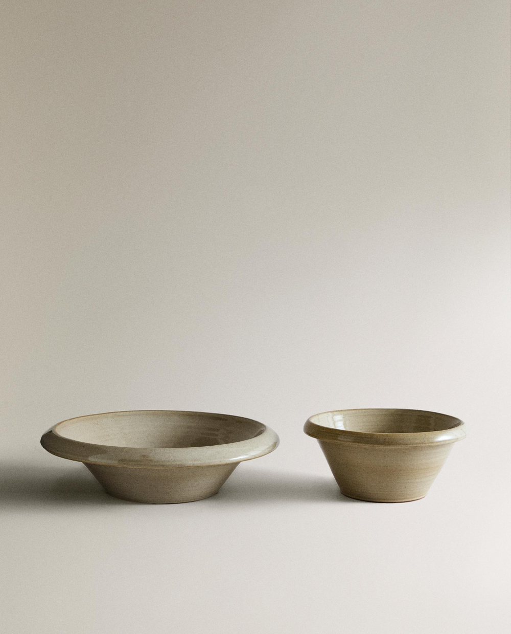 Zara Home блюдо сервировочное из фаянса, цвет кремовый, 27.5 см