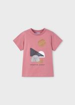 две футболки с шортами