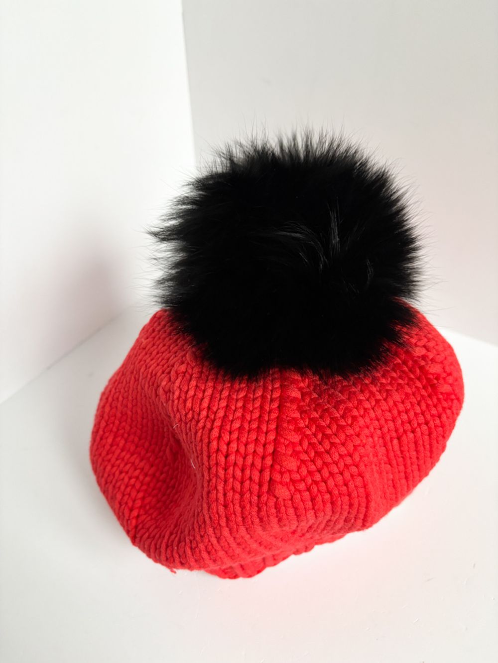 Берет красный, 92