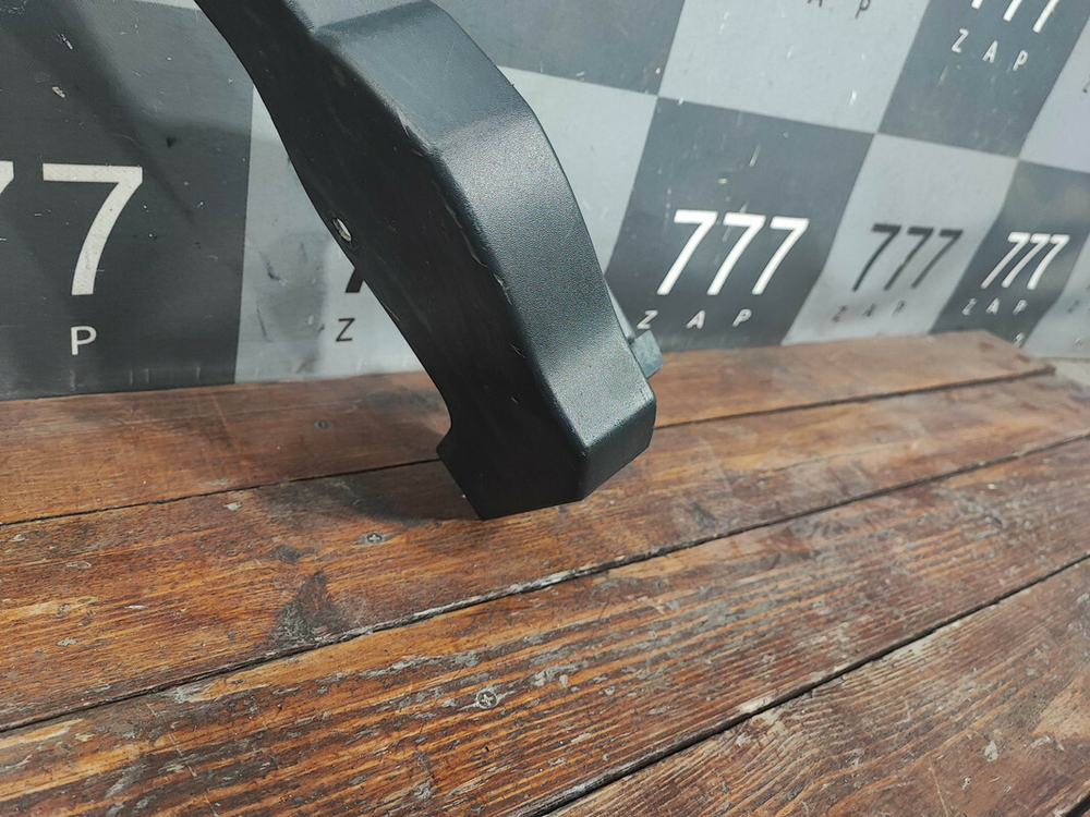 Накладка крыла заднего правого Toyota RAV4 IV (XA40) 15-19 Б/У Оригинал 7560542140