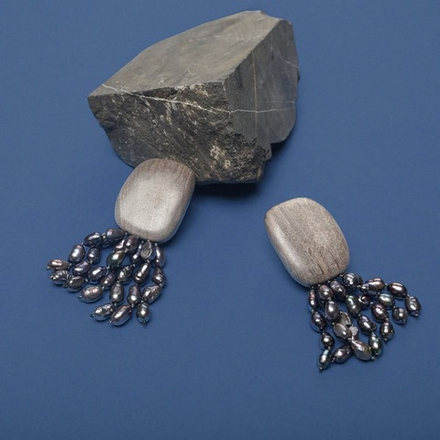 Серьги Nature Bijoux, Pebble Beach, из эбенового дерева, с жемчугом, NB25.2-12-90370 (серый)