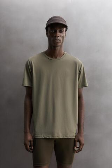 ZARA БАЗОВАЯ СПОРТИВНАЯ ФУТБОЛКА ИЗ ТЕХНИЧЕСКОЙ ТКАНИ, МЯГКИЙ ЗЕЛЕНЫЙ