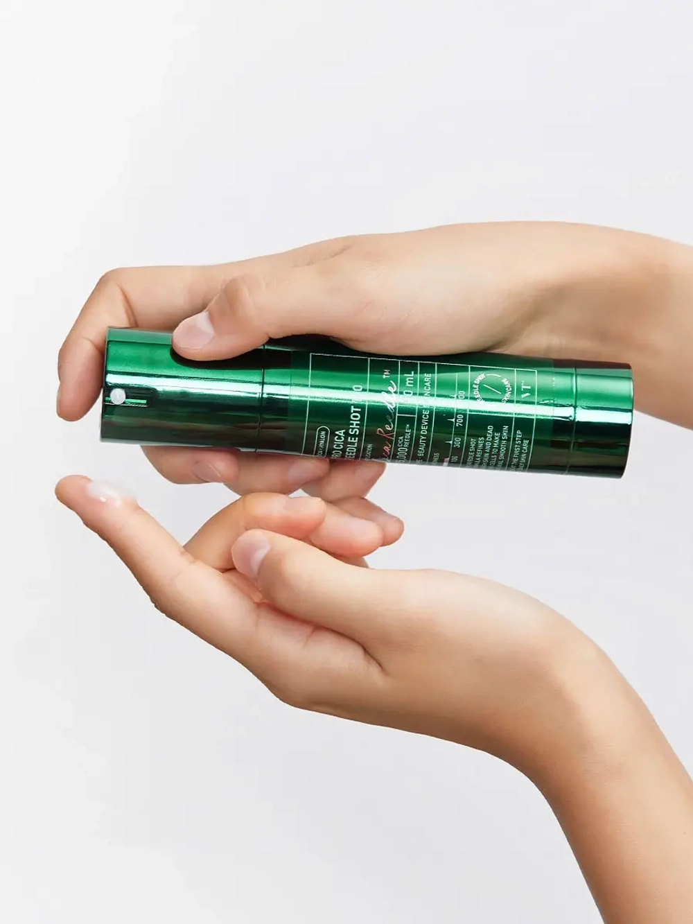 VT Cosmetics Сыворотка с микроиглами и центеллой для чувствительной кожи Pro Cica Reedle Shot 100 50 мл