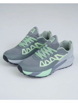 Облегченные беговые кроссовки