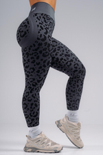 Леггинсы Push-Up Compression Leopard Leggings PRIMAL 849 Черные