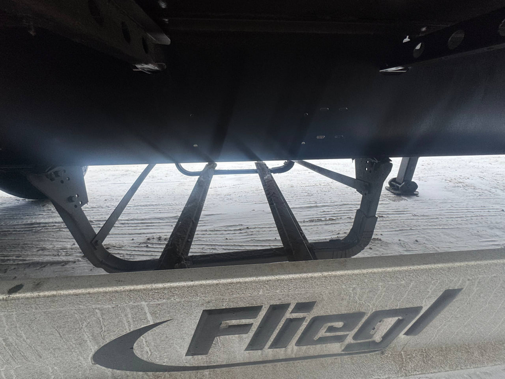 Fliegl SDS* Полуприцеп Шторный/Бортовой SDS 350 (Шторный)