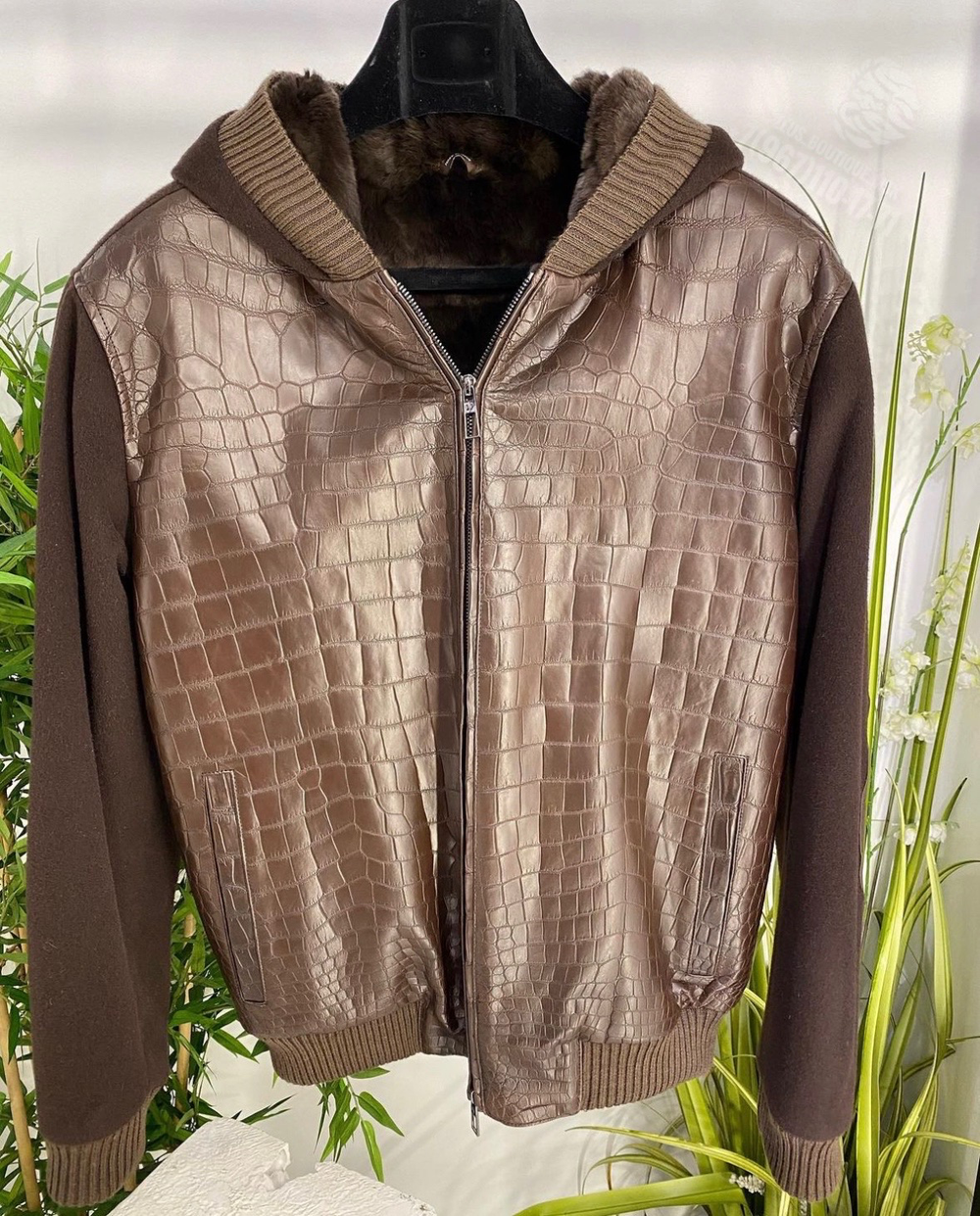 Бомбер Loro Piana с мехом со вставками кожи крокодила