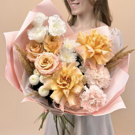 Букет "Золотые поля" с розами Эквадор