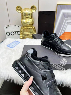 Кроссовки Valentino