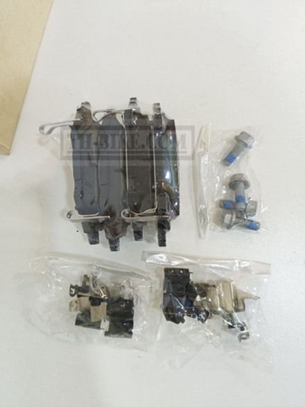 8976890770. Pad kit, Caliper, R. Brake Pads Isuzu MU-X 21-23