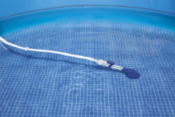 Пылесос Automatic Pool Cleaner, подключение к ф/насосу+шланги (6,1 м) и переходники (Bestway 58304 BW)