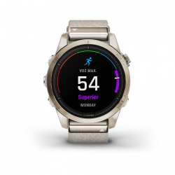 Умные часы Garmin Epix Pro (Gen 2) Sapphire Edition 42 мм, золотистый корпус с нейлоновым ремешком сливочного цвета