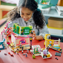 LEGO Friends — Общественный центр Хартлейк 41748 / артикул   41748  / GTIN 5702017415314