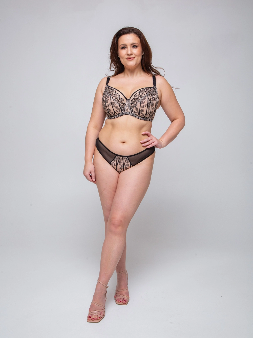 Бюстгальтер БельеСфера Кира мягкая чаша (черно-бежевый)