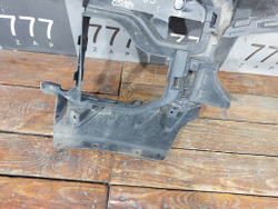 Кронштейн переднего бампера левый BMW X5 (G05) 18-нв Б/У Оригинал 51118069227