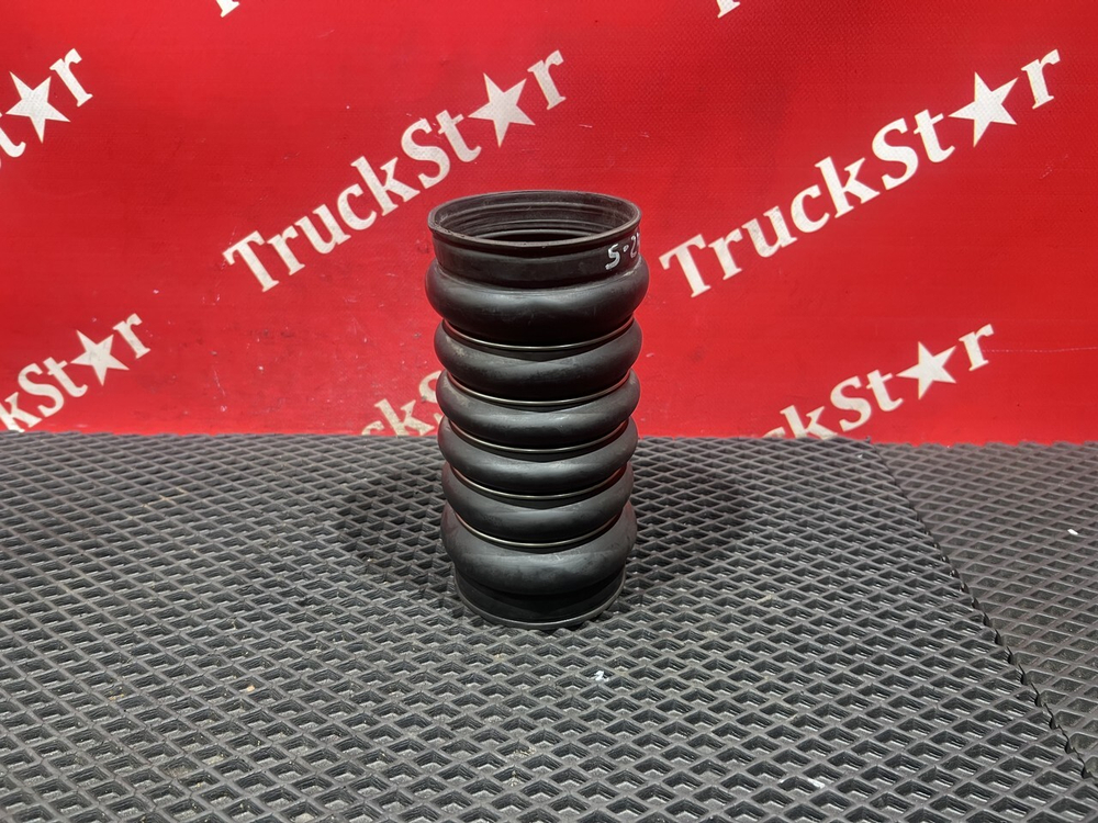 Патрубок интеркулера 2021 г