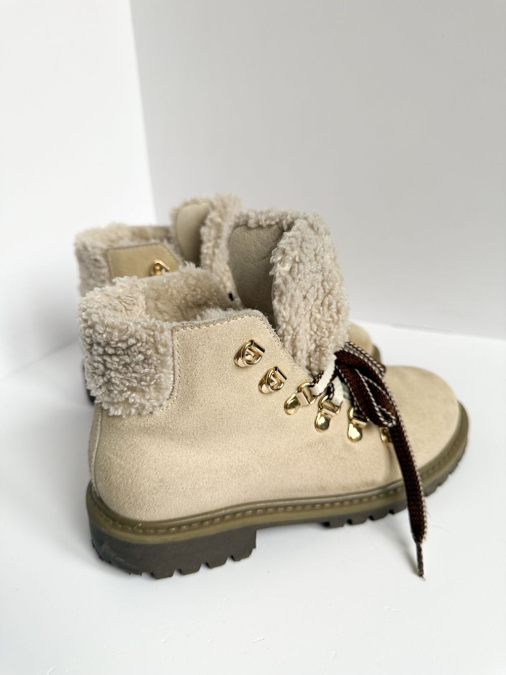 Утепленные замшевые ботинки Jarrett, 32