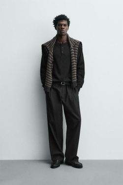 ZARA ФУТБОЛКА С ВОРОТНИКОМ НА ПУГОВИЦАХ, ЧЕРНЫЙ