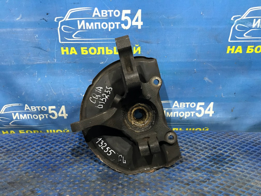 Ступица передняя левая MITSUBISHI MIRAGE DINGO 1998-2002