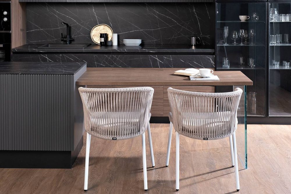 "Милан" стул плетеный из роупа, каркас алюминий белый шагрень, роуп бежевый круглый, ткань бежевая