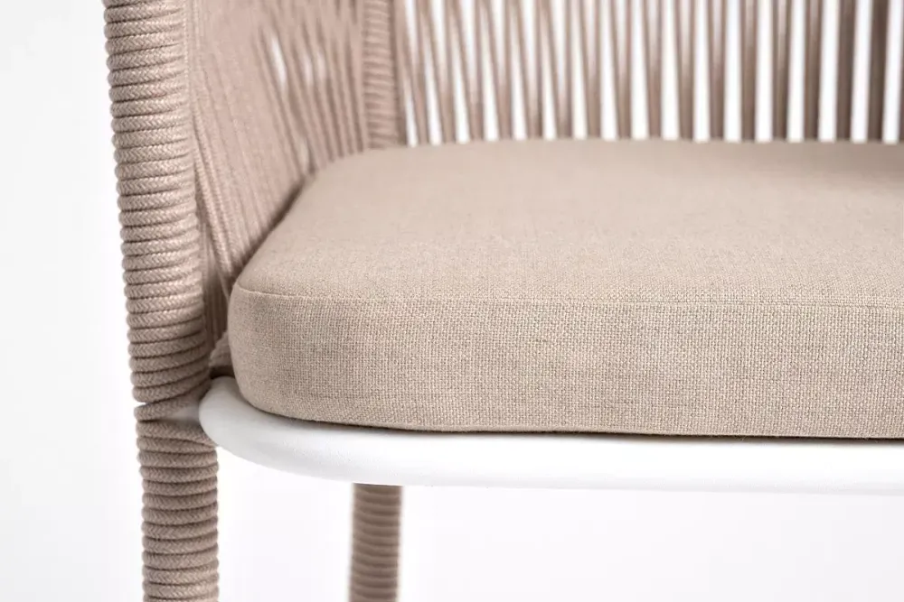 "Марсель" стул барный плетеный из роупа, каркас из стали белый муар, роуп бежевый круглый, ткань бежевая 15052