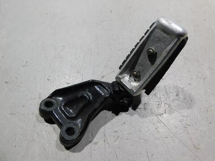 Подножка водительская левая Yamaha V-Max 1200 021090