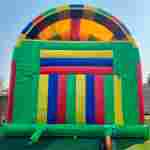 Коммерческий надувной батут «Страна Сафария 2» с крышей и двумя горками, 12*6*6 м