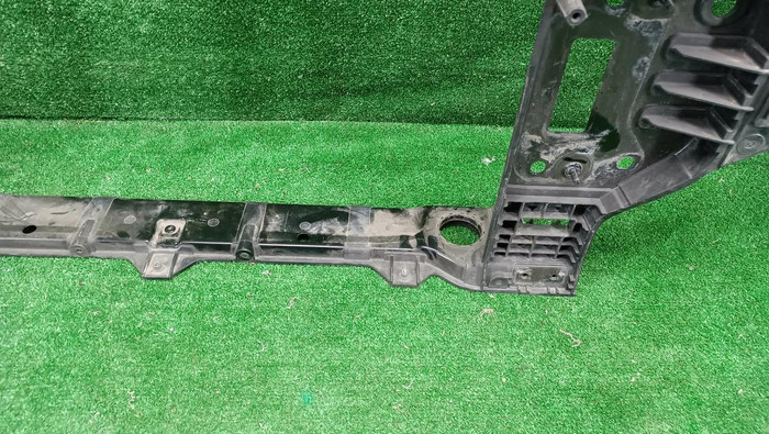 Панель передняя Genesis G70 (2017-2021)