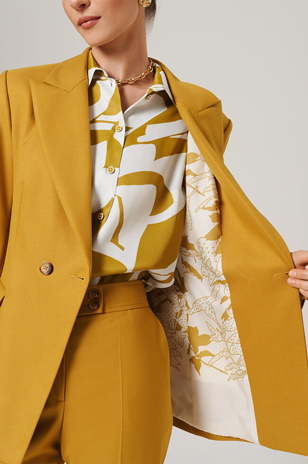 1892 Жакет женский (золотая оливка)