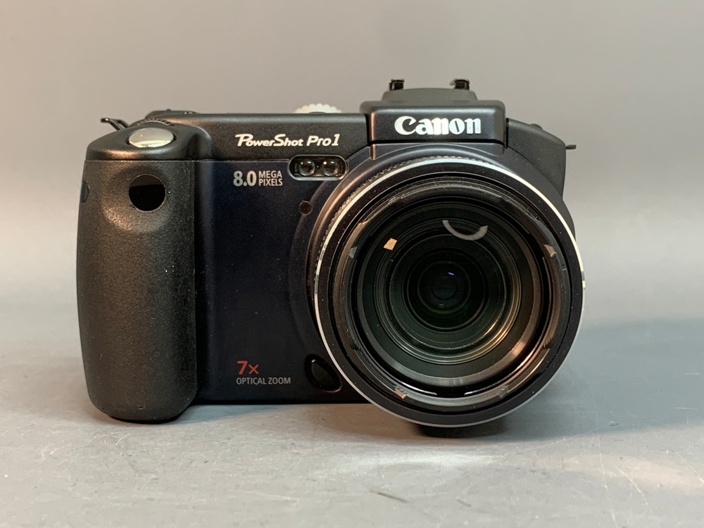 Canon PowerShot Pro1