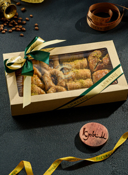 Набор пахлавы с грецким орехом 900г