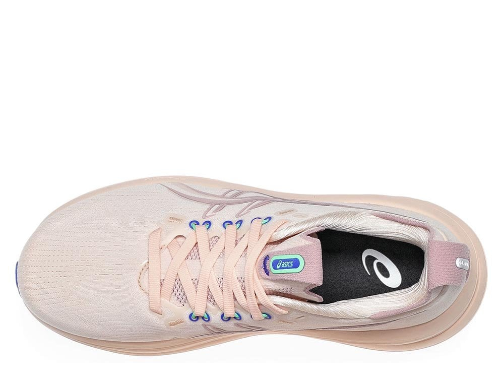 Кроссовки для бега женские Asics Gel-Nimbus 28 W Бежево-розовые