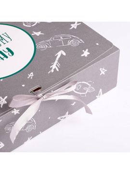 Коробка складная подарочная «Любимому сыну», 31 × 24,5 × 9 см 5231312