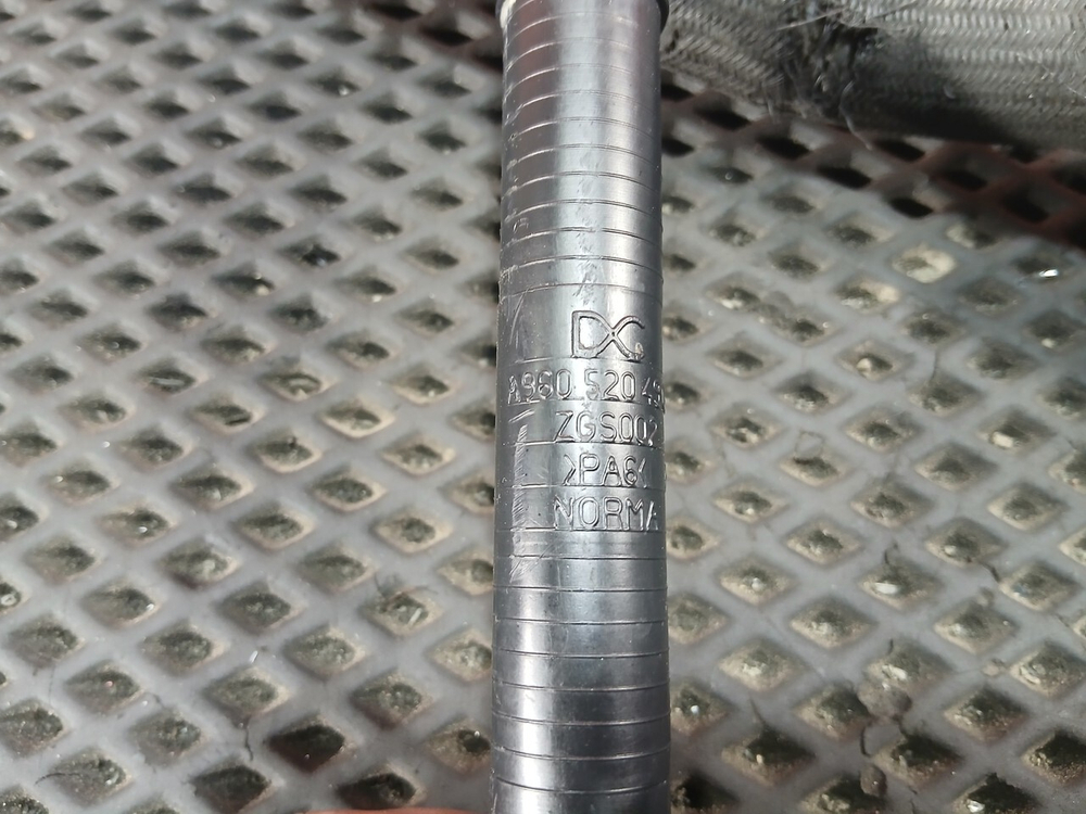 Маслозаливная горловина