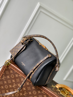 Louis Vuitton Bag 25 cm