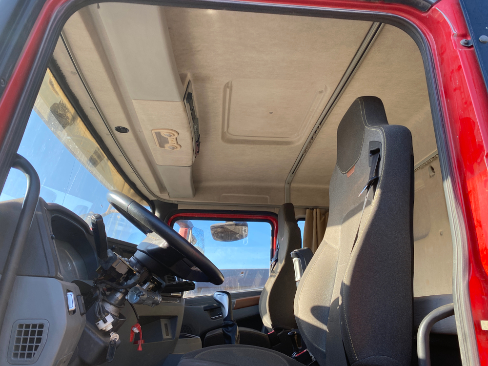 Shacman (Shaanxi) SX* 8x4 Самосвал SX331863366 (Дизельный, 12,5 л, 544 л.с., МТ)