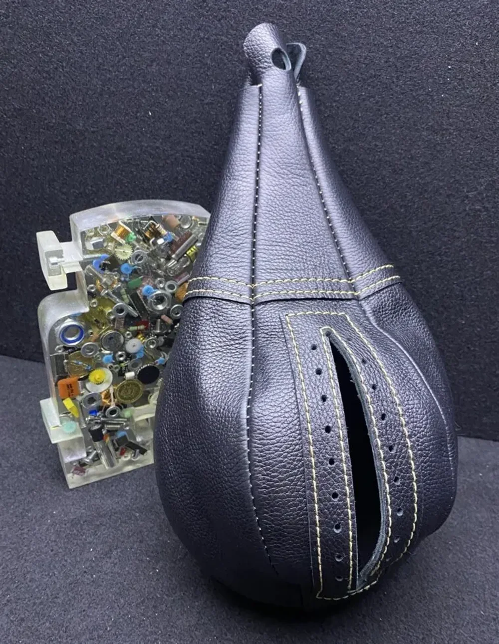 Кожаный Premium чехол для груши (Черный)