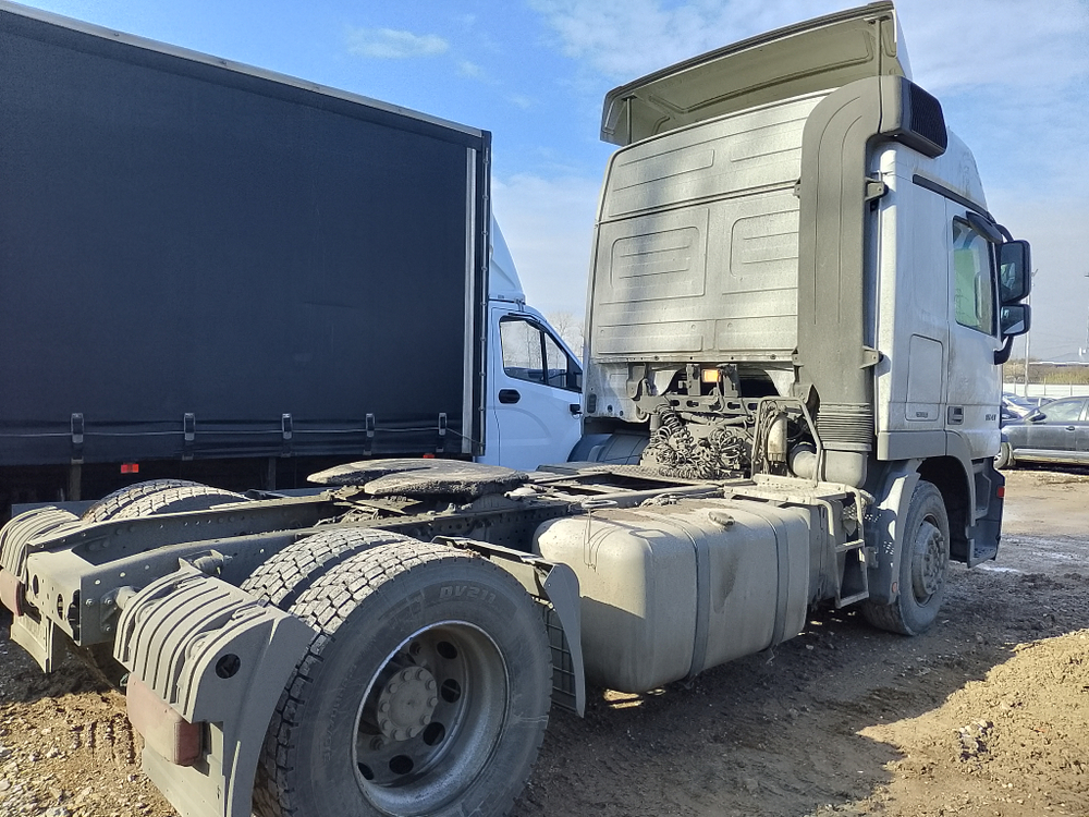 Mercedes-Benz ACTROS 4x2 Седельный тягач 1841 LS (Дизельный, 12 л, 408 л.с., АТ)