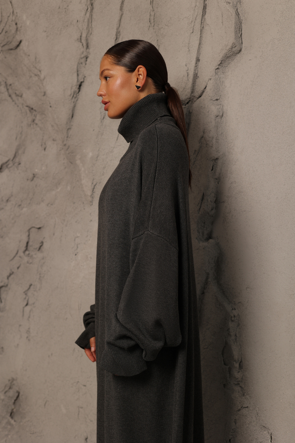 Платье-водолазка миди